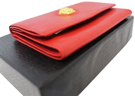 versace womens wallets